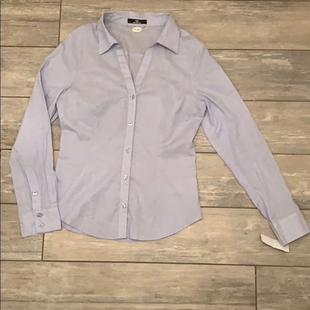 NWT Ali & Kris M Sexy Low V-neck Button Down